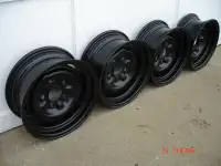 14"  GM plain steel wheels.