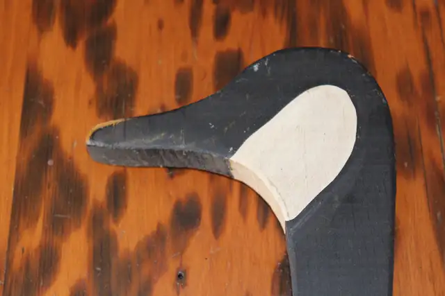Vintage Canadian Folk Art Piece - Goose - Signed in Arts & Collectibles in London - Image 4