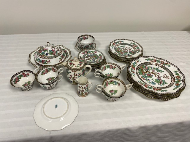 England Coalport Antique "India Tree" Plate set in Arts & Collectibles in City of Toronto