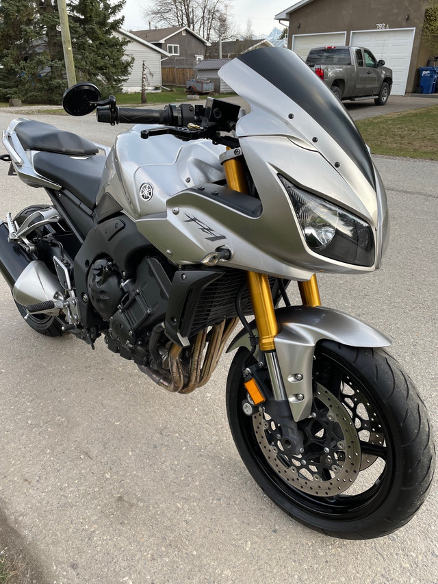 Beautiful FZ1 in Sport Touring in Cranbrook