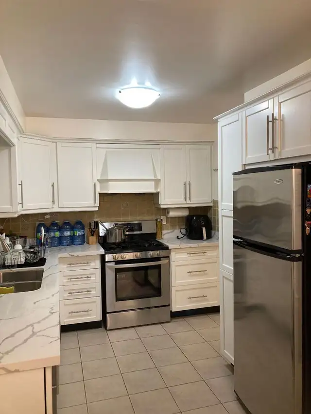Furnished 1-Bedroom in a 4-Bedroom House in Vaughan $1200/mth in Long Term Rentals in City of Toronto - Image 5