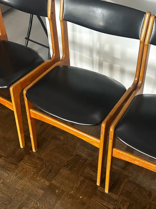 Eric Buch teak wooden chairs x 4 in black in Chairs & Recliners in City of Toronto - Image 3