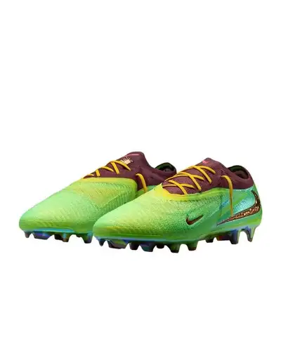 Nike x Travis Scott Phantom 6 Low Elite Cleats, View more