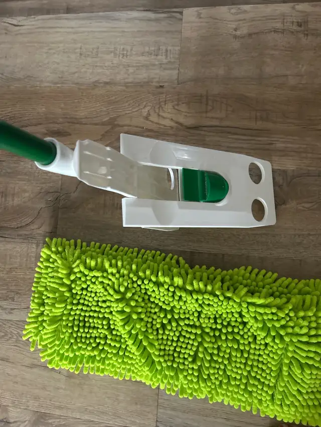 Libman Microfibre Dust Mop in Vacuums in Winnipeg - Image 4