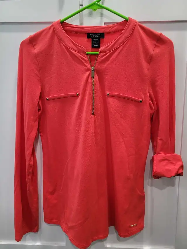 Tahari Womens Top