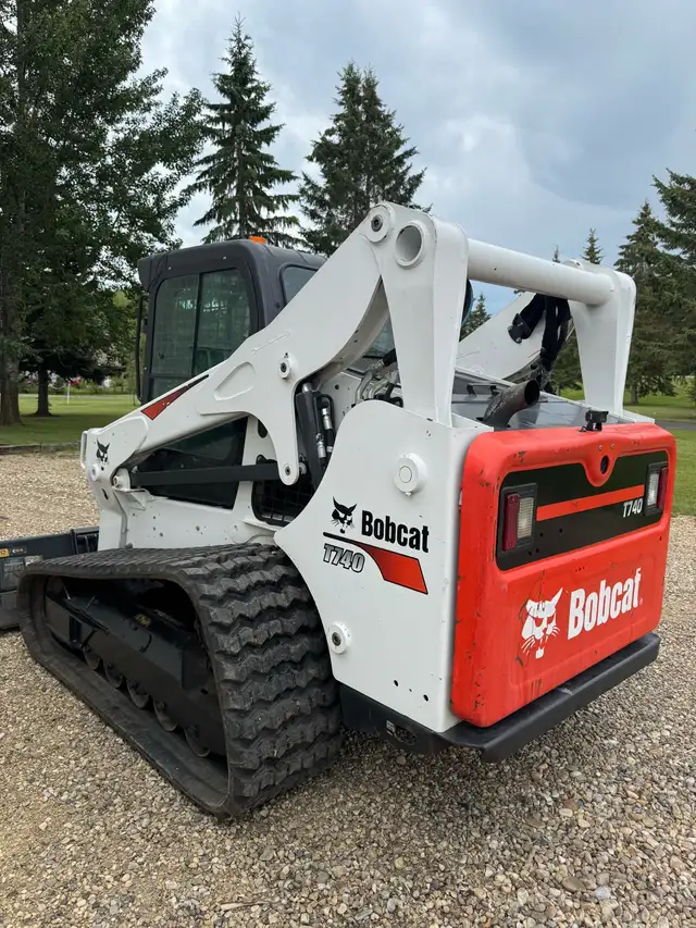 **2018 Bobcat T740 Track Loader, Good Shape* $0 Down Financing** in Heavy Equipment in Red Deer - Image 3