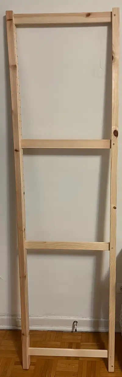 Clothing ladder rack / Étagère à vêtements en échelle, View more