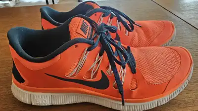 Nike free 5.0 running shoes size 10.5, View more