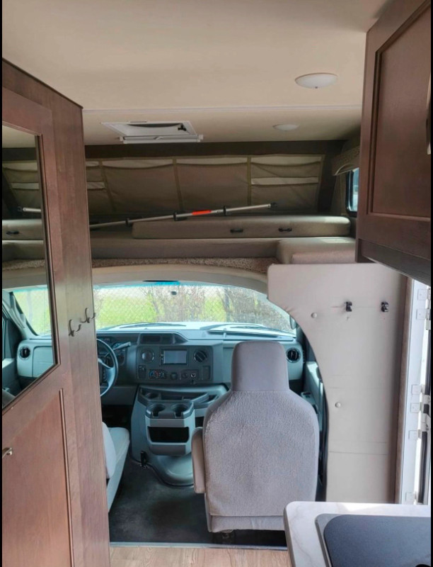 Selling 2019 Ford E350 Adventurer! in RVs & Motorhomes in Victoria - Image 2