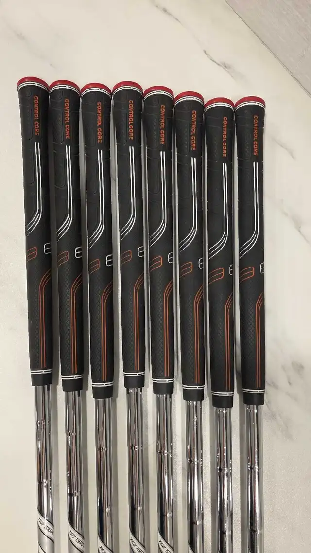 Titleist T300 Irons (4i - AW) for sale in Golf in City of Toronto - Image 6