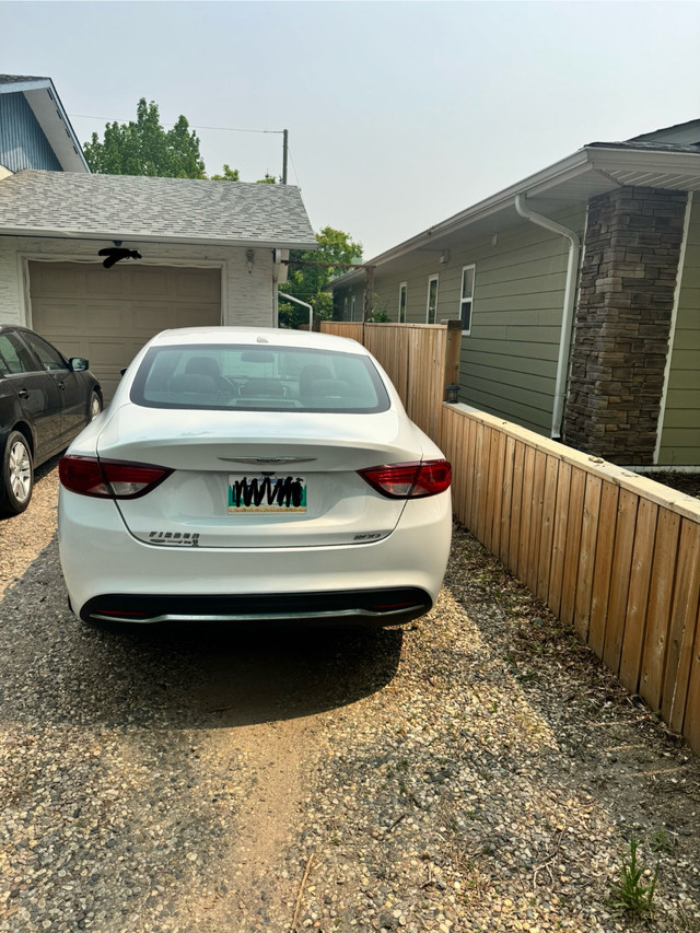 2016 Chrysler 200 in Cars & Trucks in Brandon - Image 4