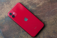 Red iPhone 11 64GB