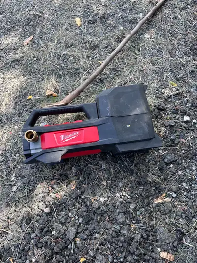 Milwaukee 2771 1/4 HP Lithium-Ion Cordless Transfer Pump Used, View more