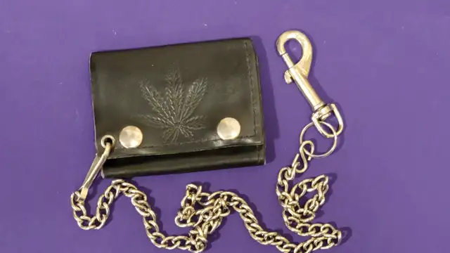 Leather Trifold Chain Wallet in Men's in Red Deer - Image 9