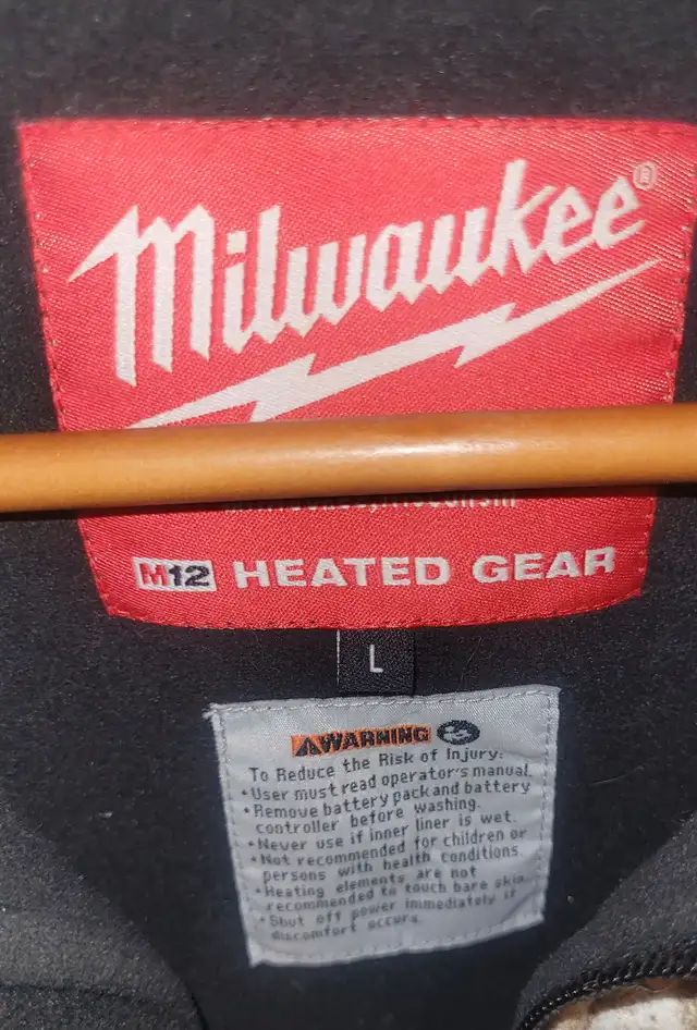 M12 heated camo / Cabelas Upland vest / Taylor stitch wool pants in Men's in Red Deer - Image 4