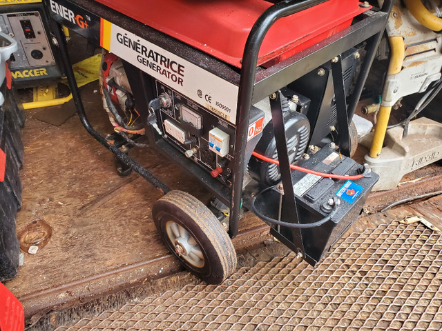 6500watt Energy generator with electric start in Power Tools in Dartmouth - Image 2