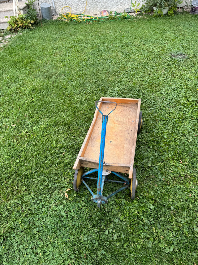 Retro wagon in Toys & Games in Winnipeg - Image 2