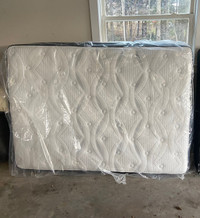 Brand new Sealy mattress and box spring 