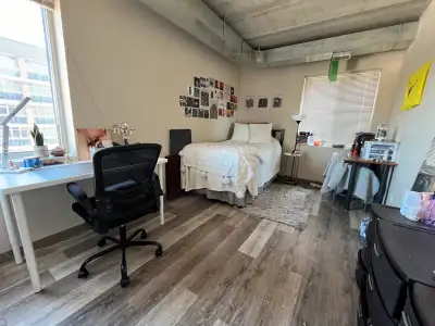Large Private corner room for rent on Lester St! Sublet from May 2025 - August 2025. Early move in o...