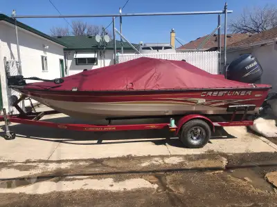 2003 Crestliner 19.2 tournament 200 HP Yamaha four stroke runs amazing low hours to 233 hours,very c...