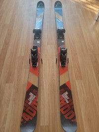 Ski TwinTip HEAD + Nouvelle fixe INCLUS- 171 cm