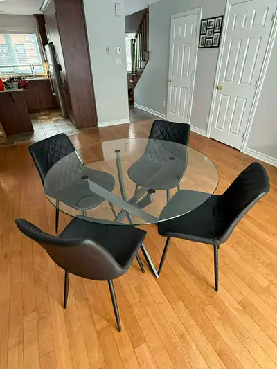 Table de salle à manger moderne en verre + 4 chaises, View more
