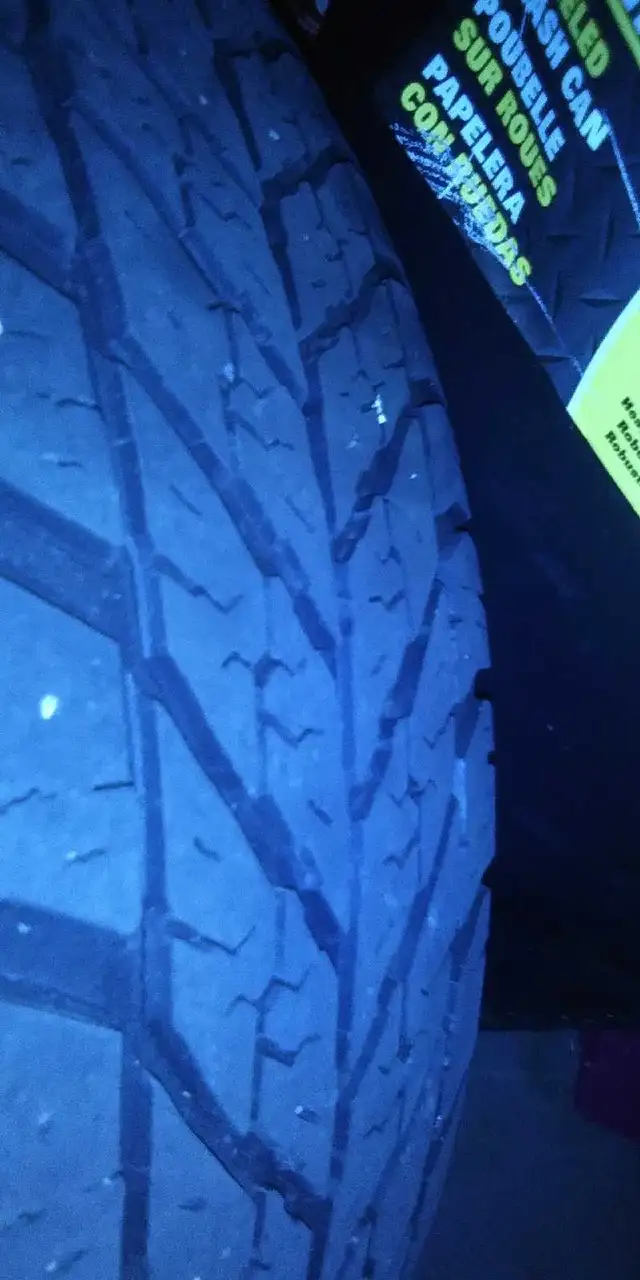 215 60r16 Winter Tires in Tires & Rims in Oakville / Halton Region - Image 2