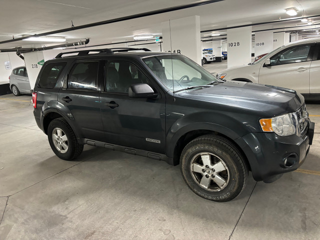 Ford Escape in Cars & Trucks in Mississauga / Peel Region - Image 2