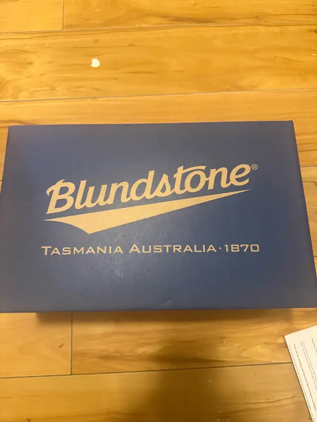 bloodstone work boots in Men's in Owen Sound - Image 3