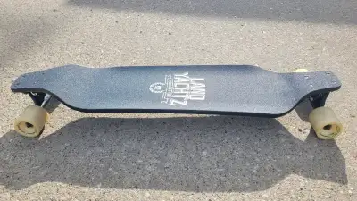 Landyachtz Evo 2014 Complete Longboard Like New, View more