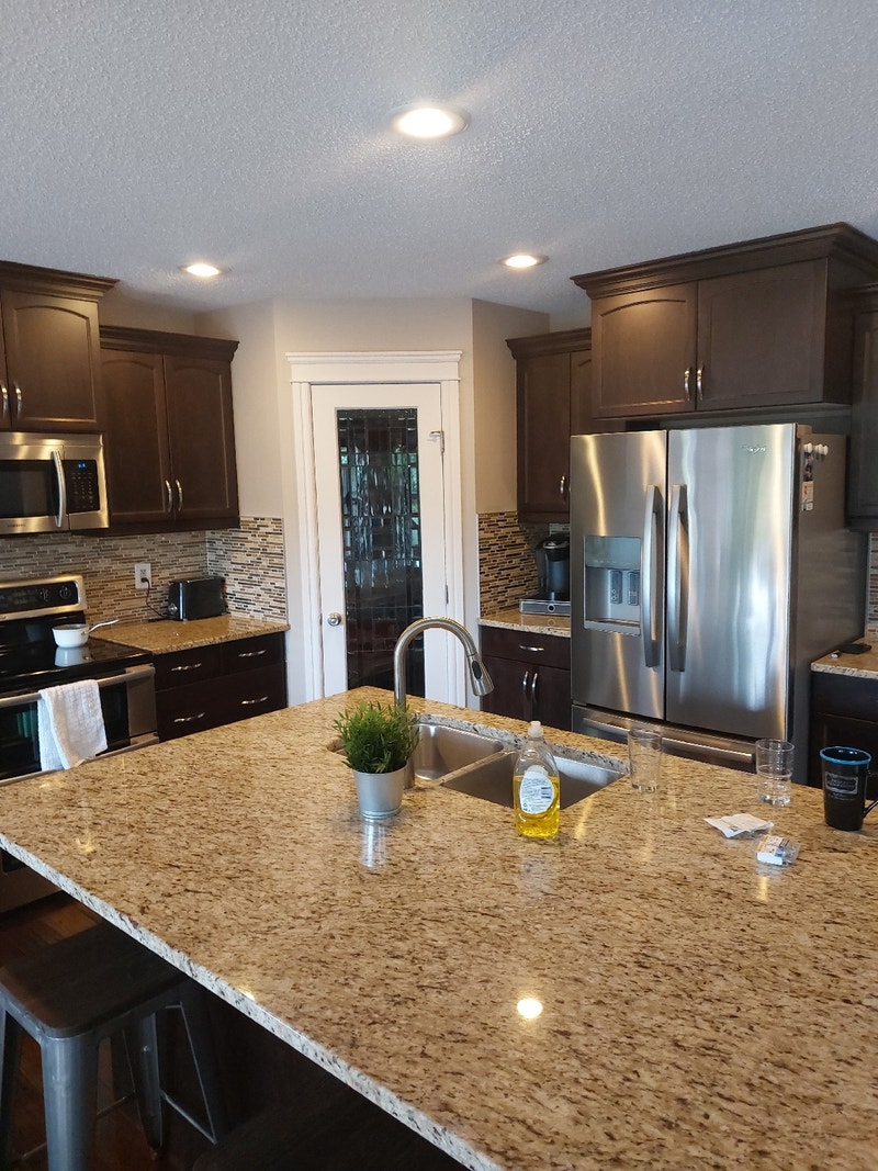 Fort Saskatchewan Fully Furnished Basement Suite for Rent Room