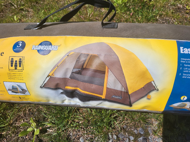 Easy-Up™ Tent, 3-Person in Fishing, Camping & Outdoors in Gatineau - Image 2