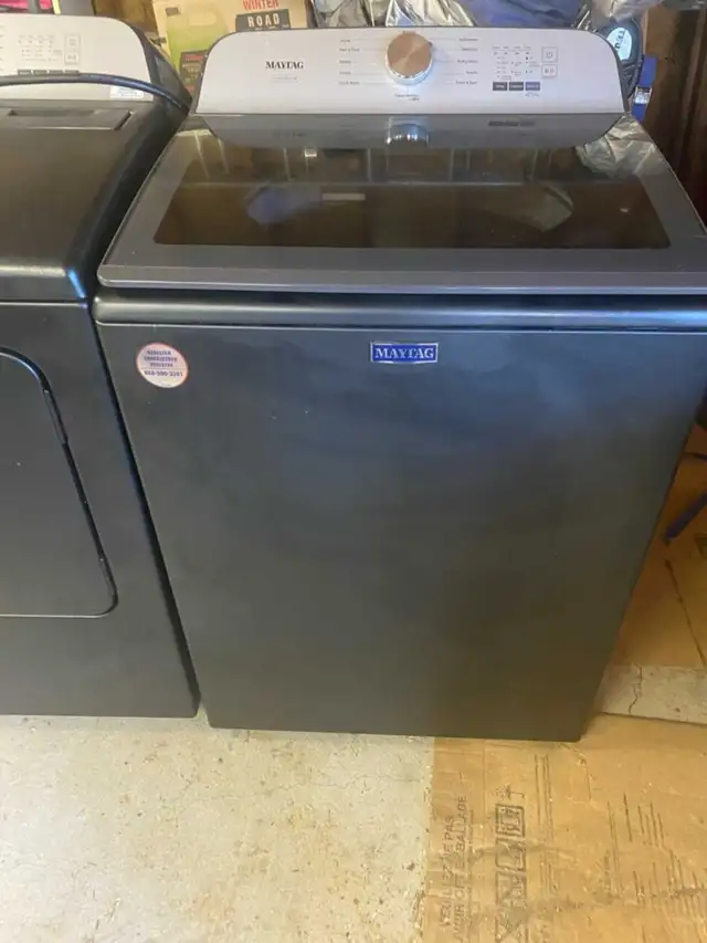 Maytag washer and dryer set in Washers & Dryers in Belleville - Image 3