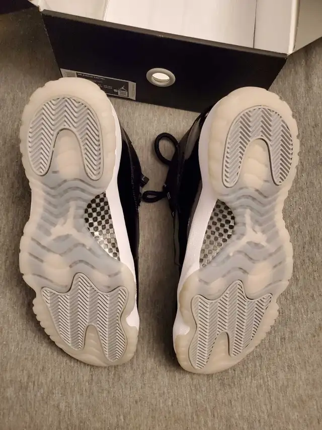 Jordan XI 11 Jubilee size 10.5 Brand New  in Men's Shoes in Oakville / Halton Region - Image 7