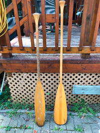 2 boat paddles