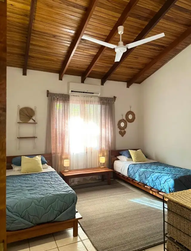 Do you want to come to Costa Rica? Popular Beachtown Rental in Ontario in Canada - Image 8