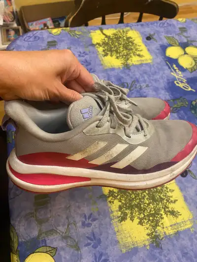 Soulier adidas gris rose grandeur 4US, View more