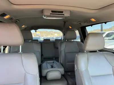 GATINEAU/OTTAWA-MONTREAL PRIVATE RIDESHARE, View more