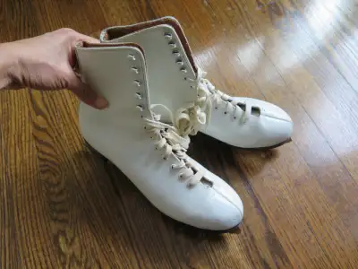 Figure skates (Size 7) Made in Canada, View more