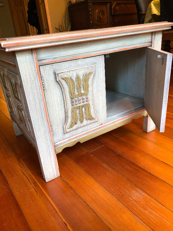 End Table or Small Coffee Table Coffee Tables Winnipeg Kijiji