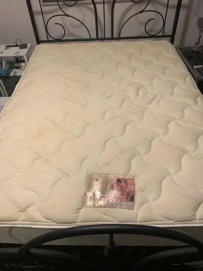 Queen size mattress and box spring, View more