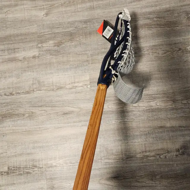 New Lacrosse stick. Wooden shaft & new STX Head (Super power) in Lacrosse in Oakville / Halton Region - Image 7