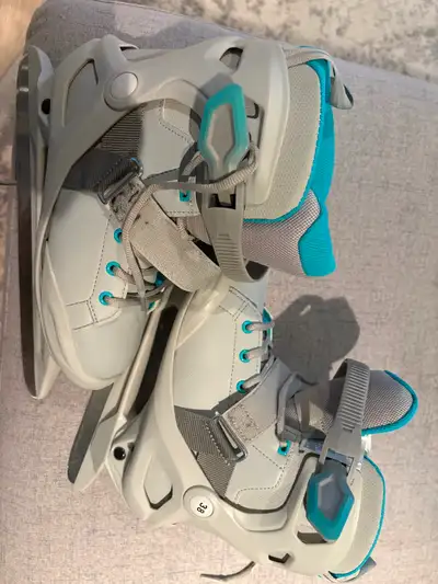Patin à glace, achetée cette hiver, comme neuf