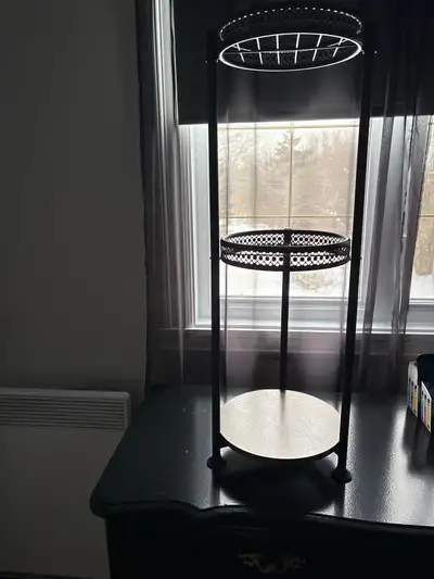 3 tablettes pour pot de fleurs