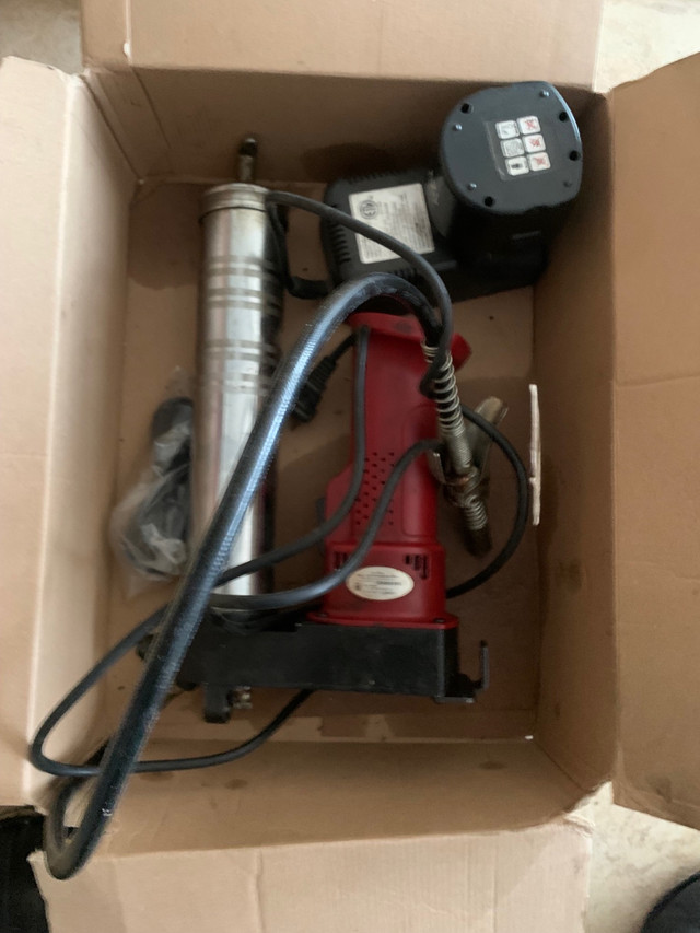 Oil fill battery operated For Sale  in Hand Tools in Leamington
