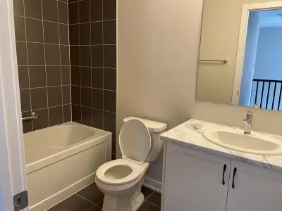 Private room in a brand new home