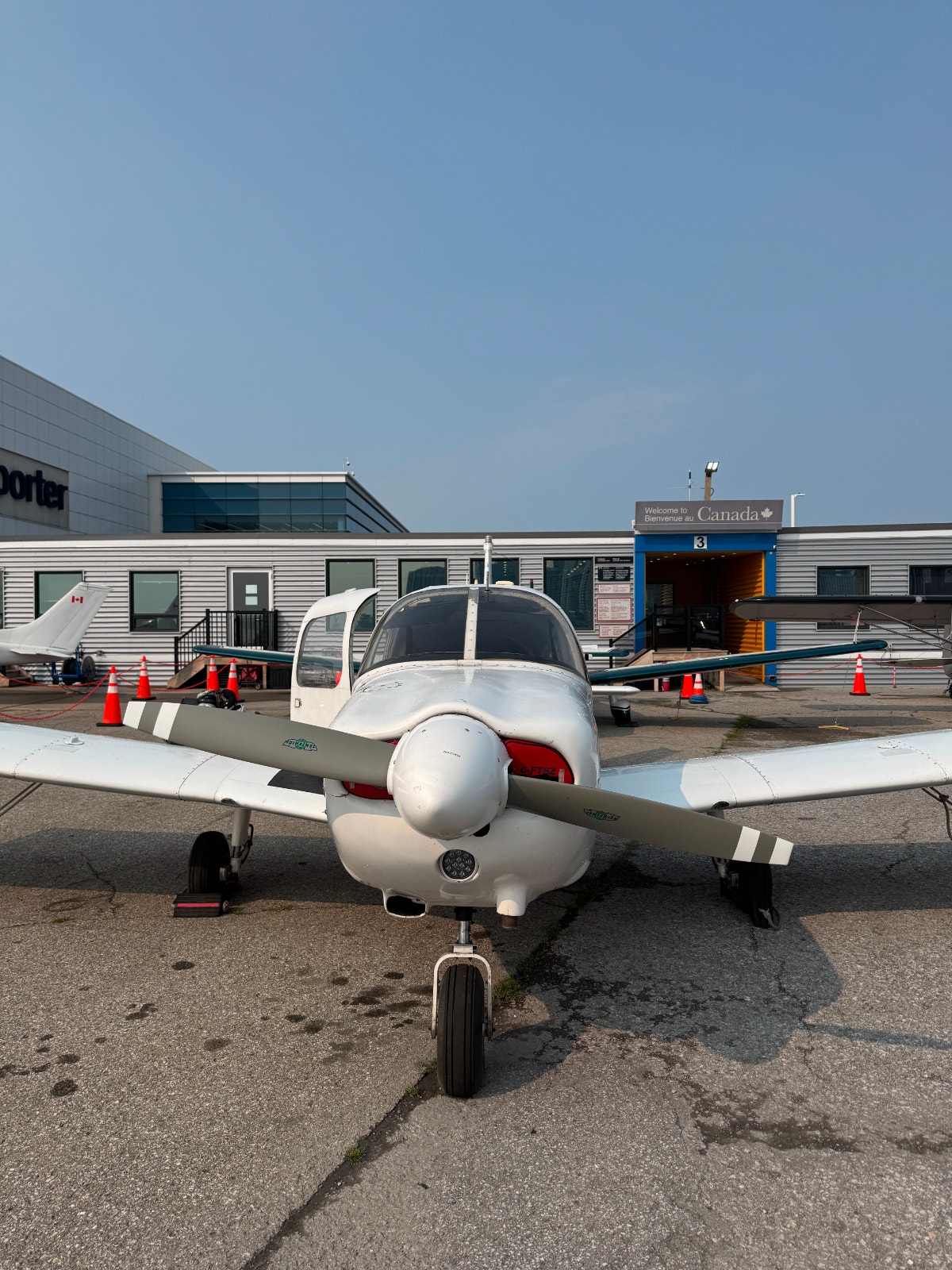 1969 Piper Cherokee 180, photo 2