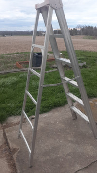 Ladder Aluminum 6ft
