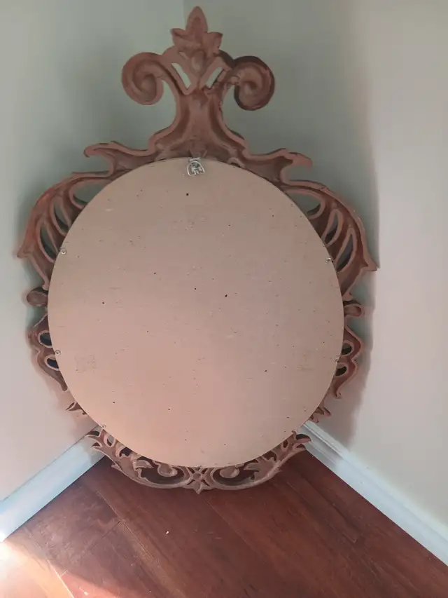 Vintage 1970s Ornate Hollywood Regency Plastic Frame Mirror in Arts & Collectibles in Calgary - Image 7