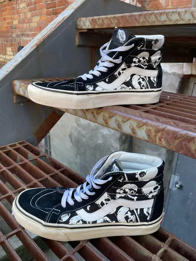 Vans Sk8-Hi Men’s size 8 in Men's Shoes in Kitchener / Waterloo - Image 7
